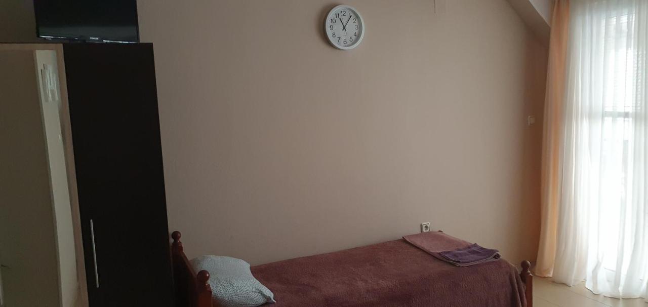 Rooms Lagat トロヤン エクステリア 写真